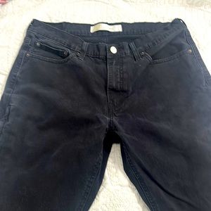 Men’s Levi’s jeans size 33x32 excellent condition